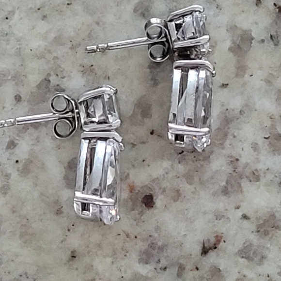 Beautiful CZ Earrings - Picture 9 of 15